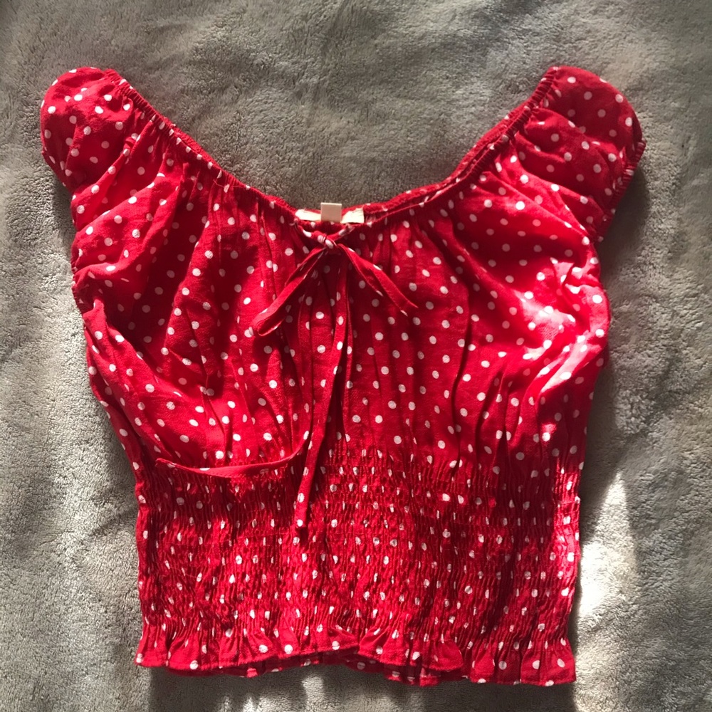 Polka dot top